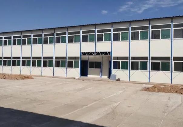 襄陽地區(qū)，工地住人鋼結(jié)構(gòu)活動(dòng)板房的優(yōu)勢條件是什么？